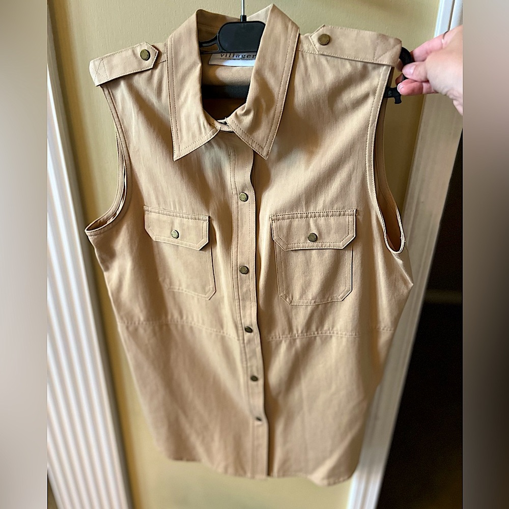 Villager by Liz Claiborne Tan Sleeveless Top Size Large
